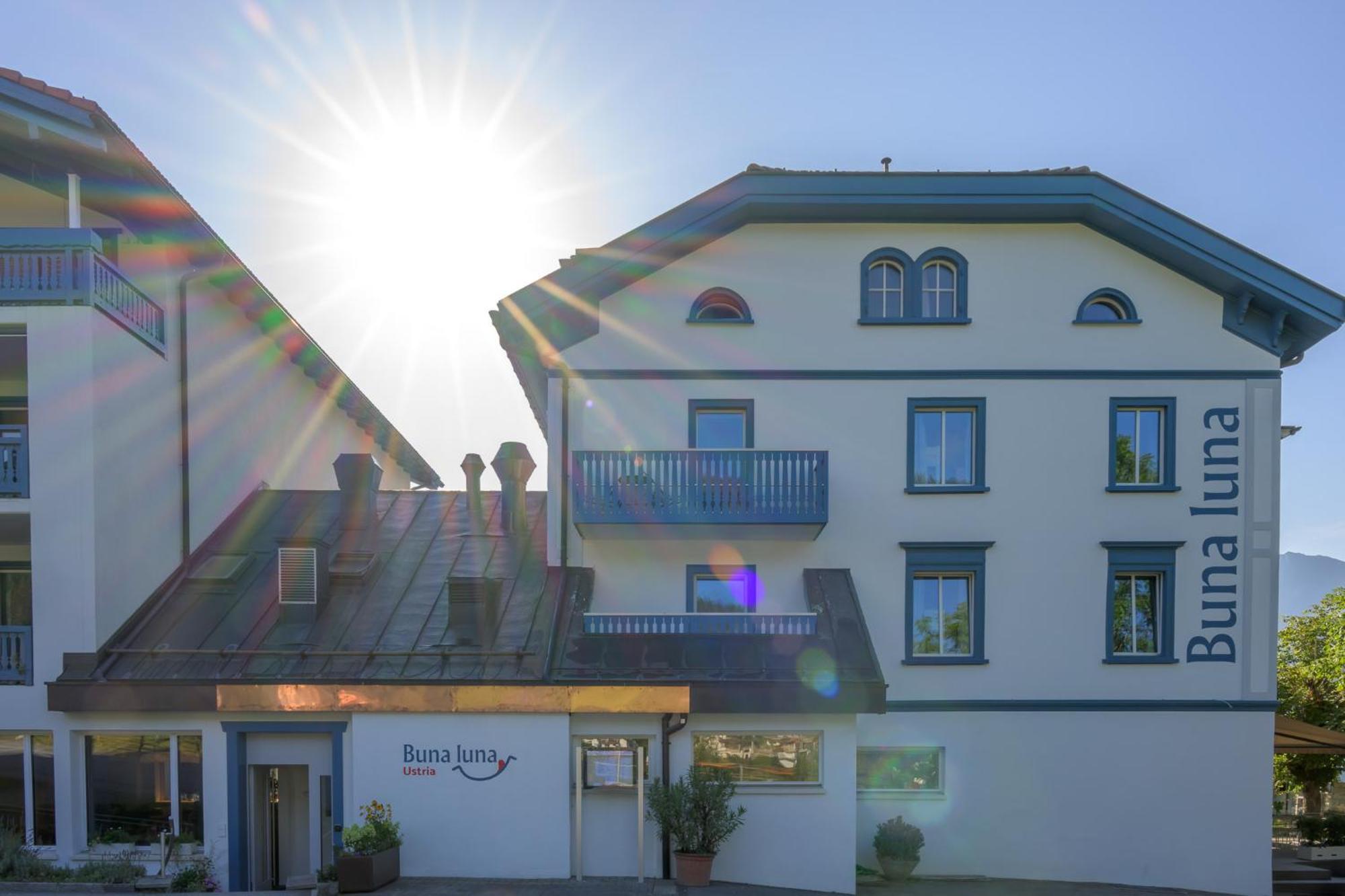 Hotel Buna Luna By Seehof Laax Esterno foto