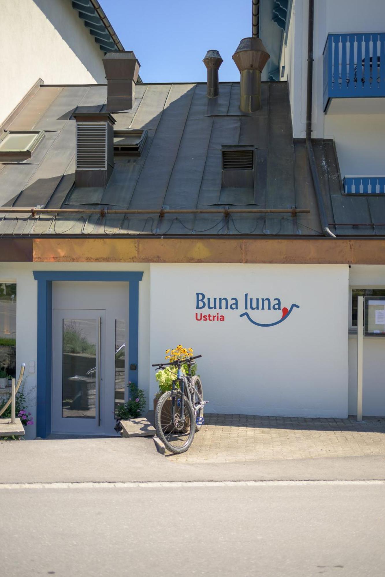 Hotel Buna Luna By Seehof Laax Esterno foto